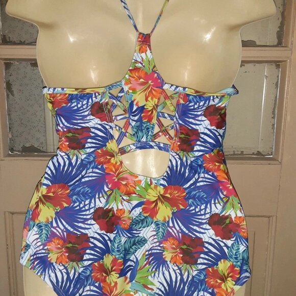 YMI Hawaiian Tropical Floral Racerback Push Up Cap One Piece Swimsuit - Picture 3 of 13